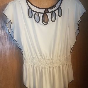 Women's Size L white/blk trim shirt